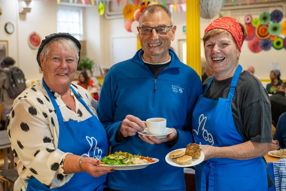 This week, syndicate members Sian Thomas (left) and Julie Amphlett (right) reunited to cook a special lunch