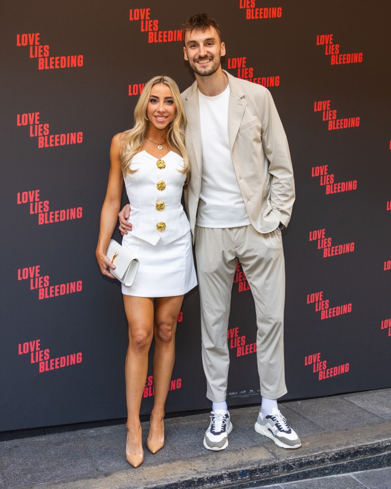 Olivia with her basketball star husband Sam Dekker