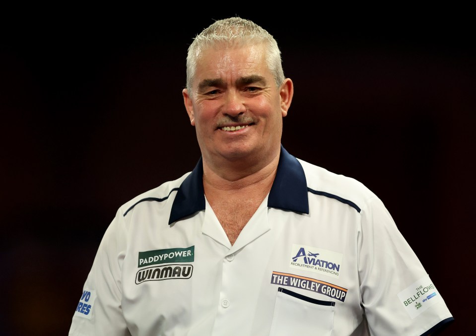 The stars were honouring Steve Beaton who is set to take part in his last ever Players Championship