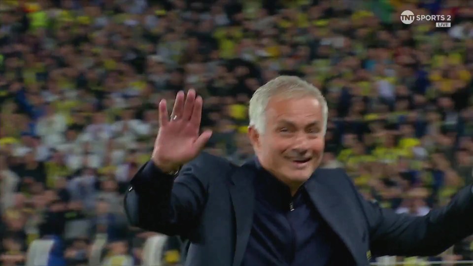 Mourinho had some other brilliant reactions on the touchline