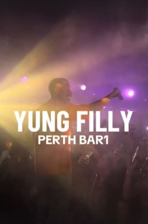 yung filly performs at perth bar 1 in front of a crowd