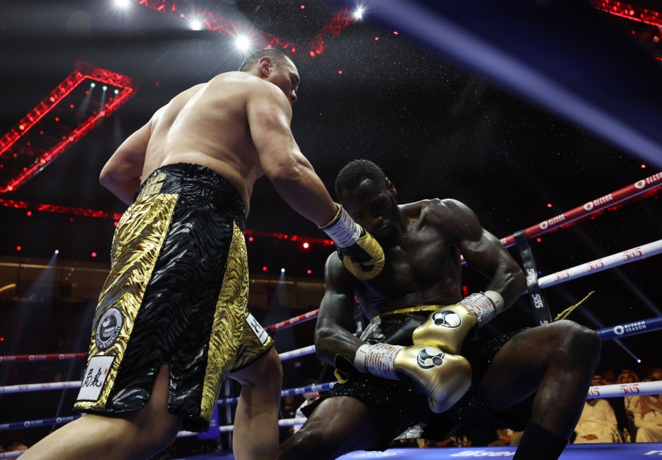 Zhilei Zhang knocked out Deontay Wilder