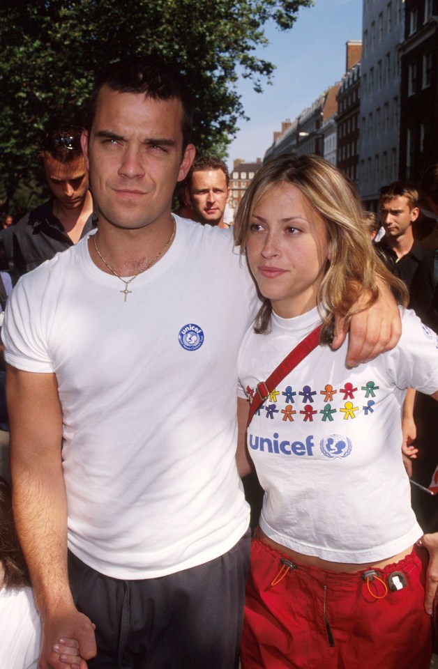 Robbie and Nicole backing a Unicef campaign in 2004