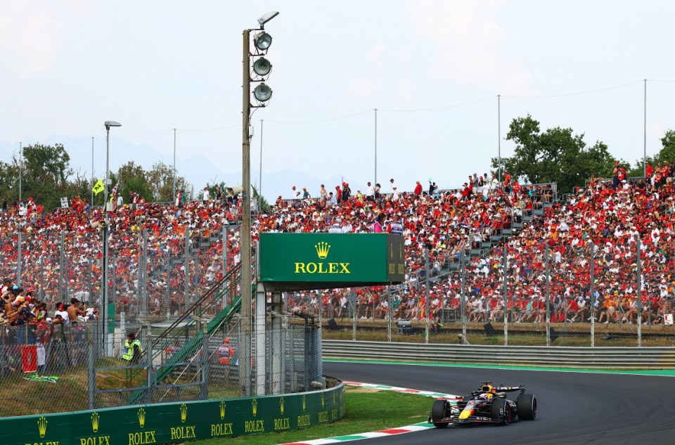 MONZA, ITALY - SEPTEMBER 01: Max Verstappen of the Netherlands driving the (1) Oracle Red Bull Racing RB20 on track during the F1 Grand Prix of Italy at Autodromo Nazionale Monza on September 01, 2024 in Monza, Italy. (Photo by Clive Rose/Getty Images)