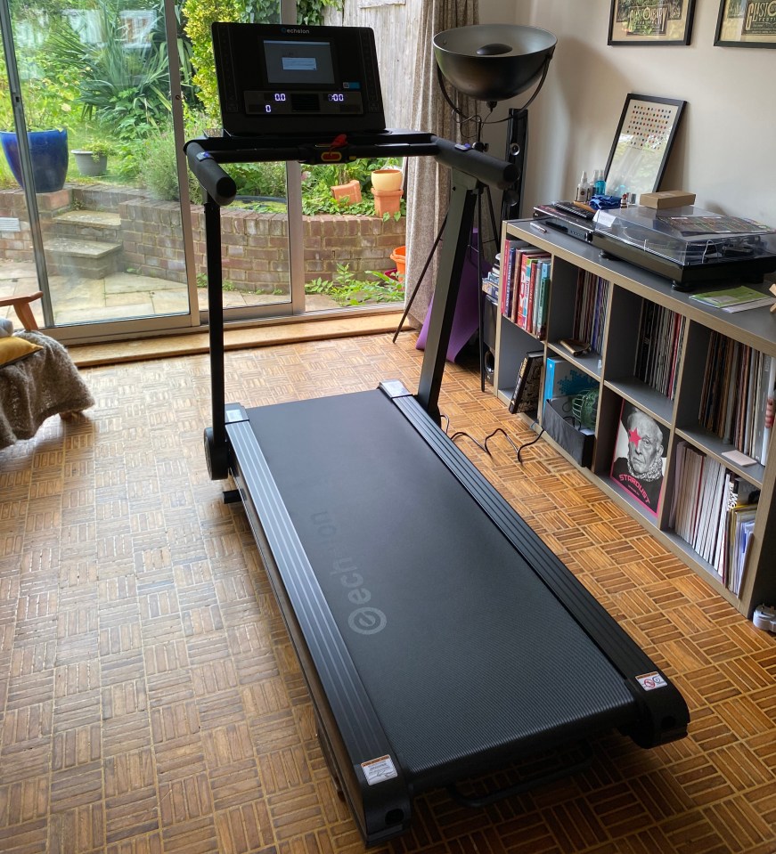 Echelon Stride-6s-10 Auto-Fold Connected Treadmill