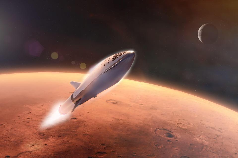 The SpaceX Starship could take the golfers to Mars