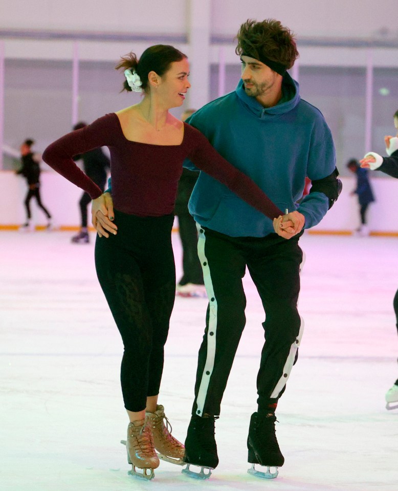 Pro skater Vanessa was seen gliding beside Chris, helping him maintain his balance