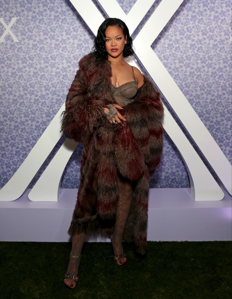 Faux fur is the way to go for glamour girl Rihanna