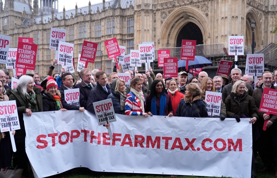 Conservative MPs join farmers protest outside the Houses of Parliament