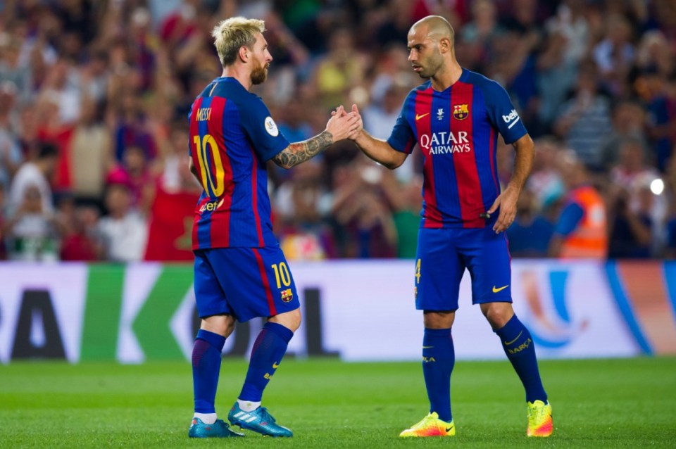 BARCELONA, SPAIN - AUGUST 17: Lionel Messi (L) of FC Barcelona is congratulated by his teammate Javier Mascherano (R) after scoring his team's third goal during the Spanish Super Cup Final second leg match between FC Barcelona and Sevilla FC at Camp Nou on August 17, 2016 in Barcelona, Spain. (Photo by Alex Caparros/Getty Images)