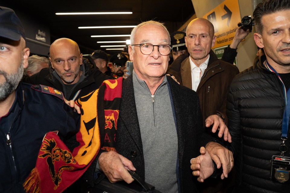 He was mobbed by fans as he arrived at Rome Airport after talks with the club's owner