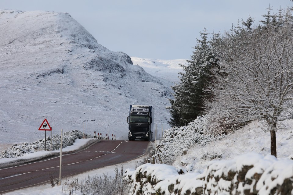 Traffic on the A835 near Loch Droma