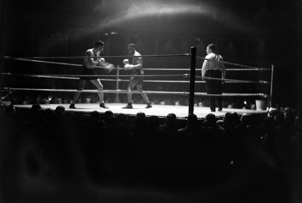 Larry Gains v Salvatore Ruggirello at Royal Albert Hall