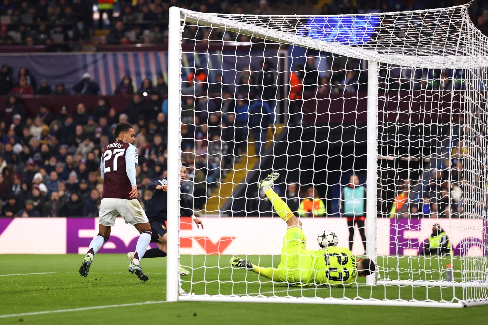 Emiliano Martinez incredibly managed to keep the clean sheet with an outstanding save on the line