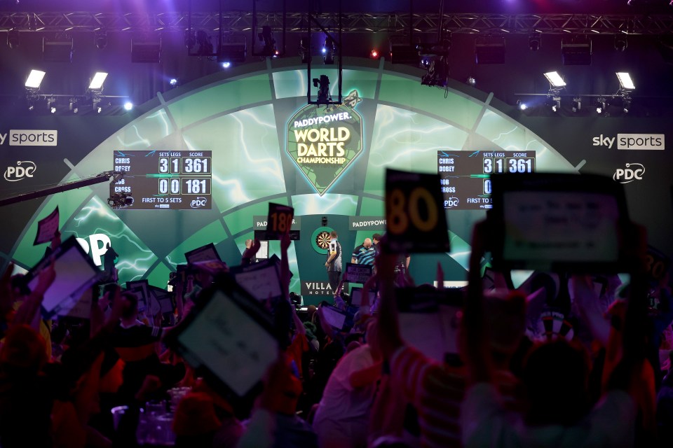 Paddy Power will pay out a whopping £180k bonus for every nine-darter at the PDC World Championships