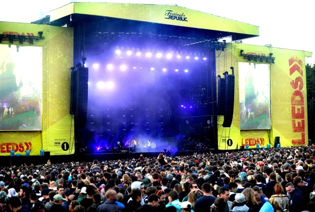 LEEDS, ENGLAND - AUGUST 28: Imagine Dragons perform on the main stage at Leeds Festival at Bramham Park on August 28, 2016 in Leeds, England. (Photo by Shirlaine Forrest/WireImage)