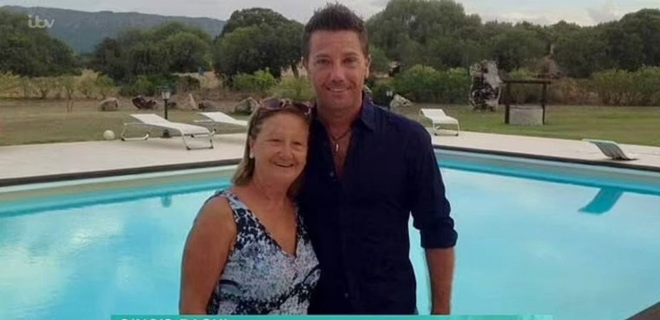 Gino D’Acampo pictured with his late mother Alba