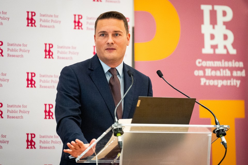 Health Secretary Wes Streeting delivers a speech at an Institute for Public Policy event in the Aldersgate Room, Central Hall Westminster, London. The IPPR is hosting the event to mark the conclusion of its cross-party Commission on Health and Prosperity. Picture date: Wednesday September 18, 2024. PA Photo. See PA story HEALTH Streeting. Photo credit […]