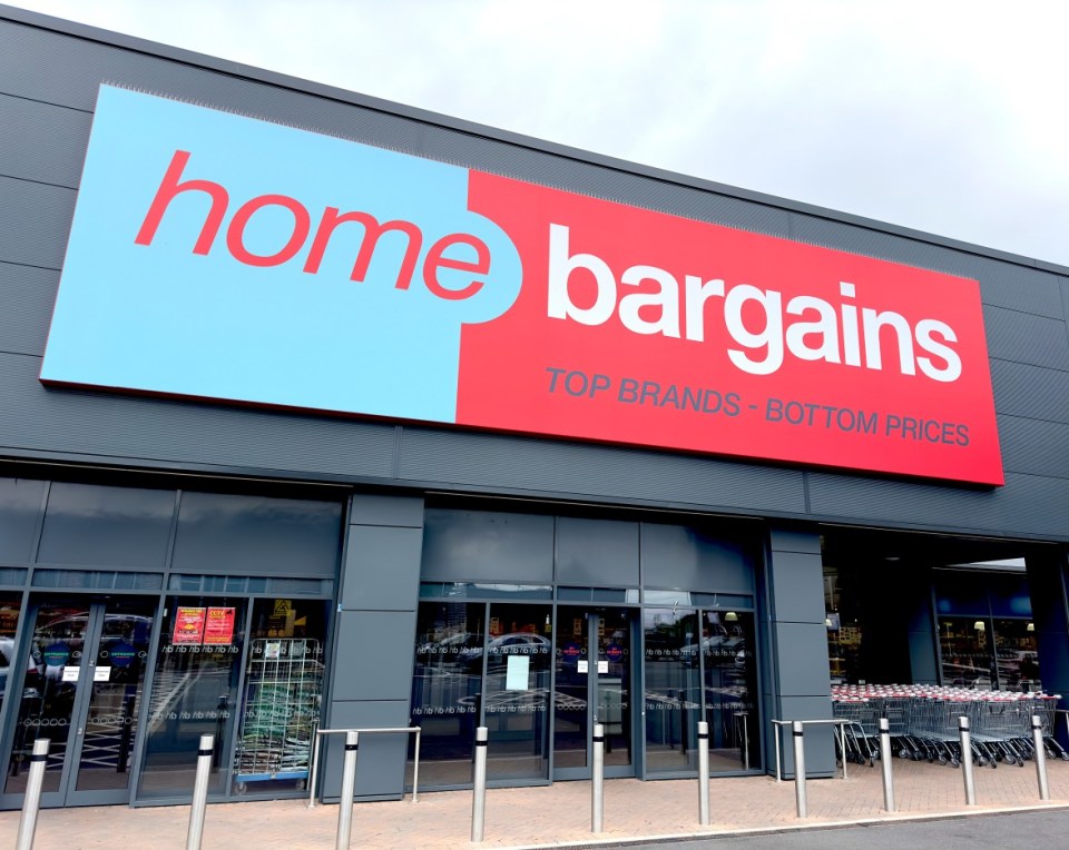 Wimbledon, LONDON, ENGLAND - July 2023:  Home Bargains Shop Front, Building Exterior London, England. (Photo by Peter Dazeley/Getty Images) LONDON, ENGLAND