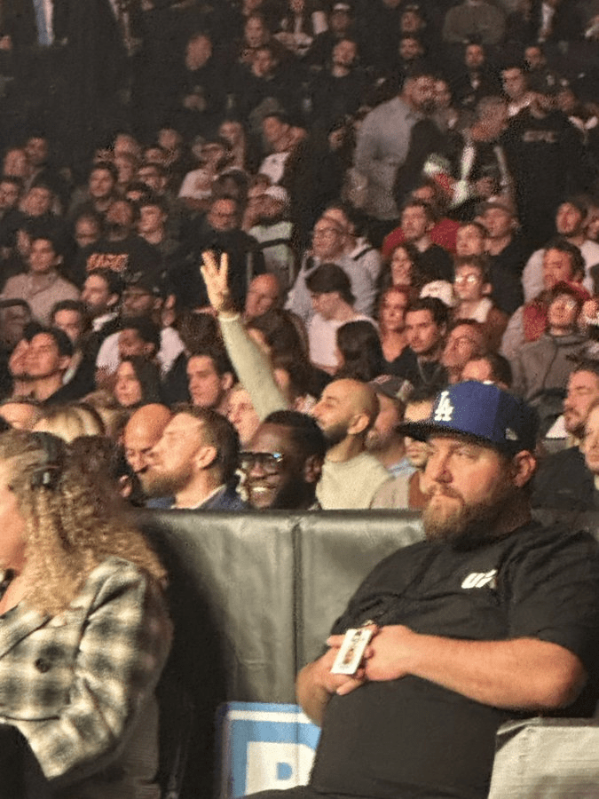 Former WBC heavyweight champion Deontay Wilder had one of the best seats in the house for the card