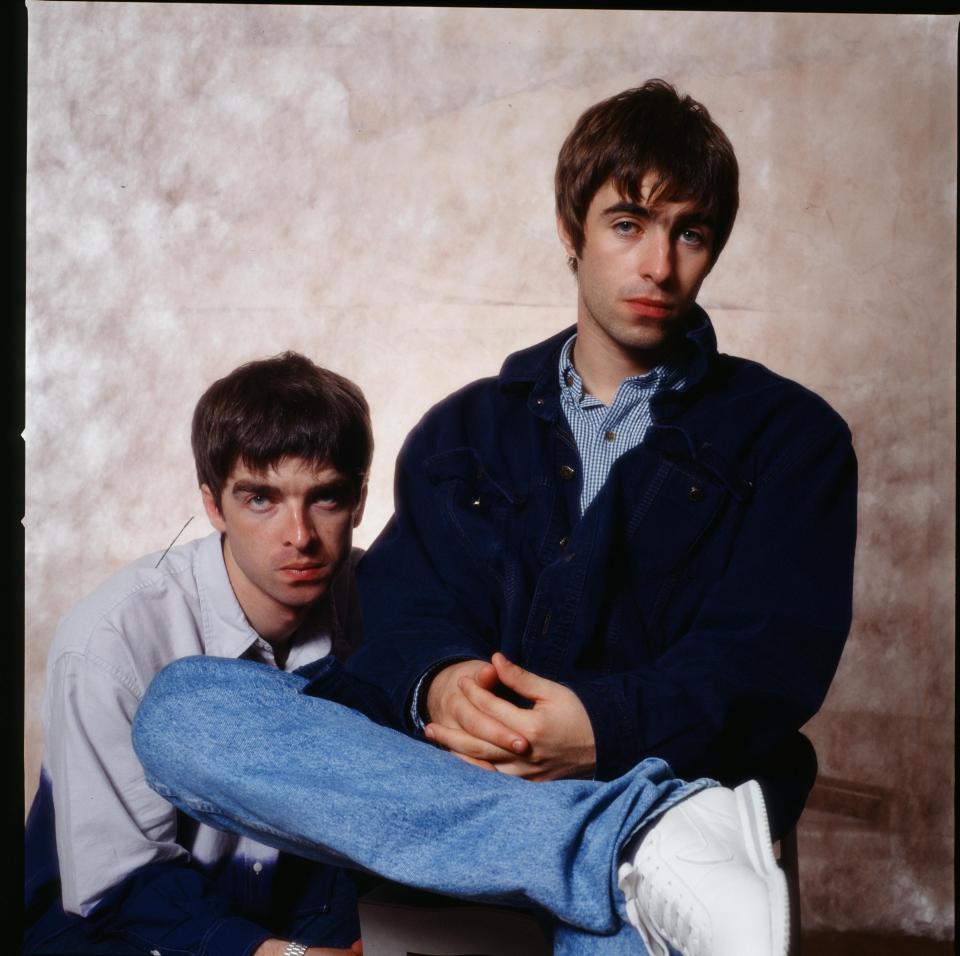 Liam Gallagher seems to have confirmed that an old member of Oasis will be joining him and Noel on tour