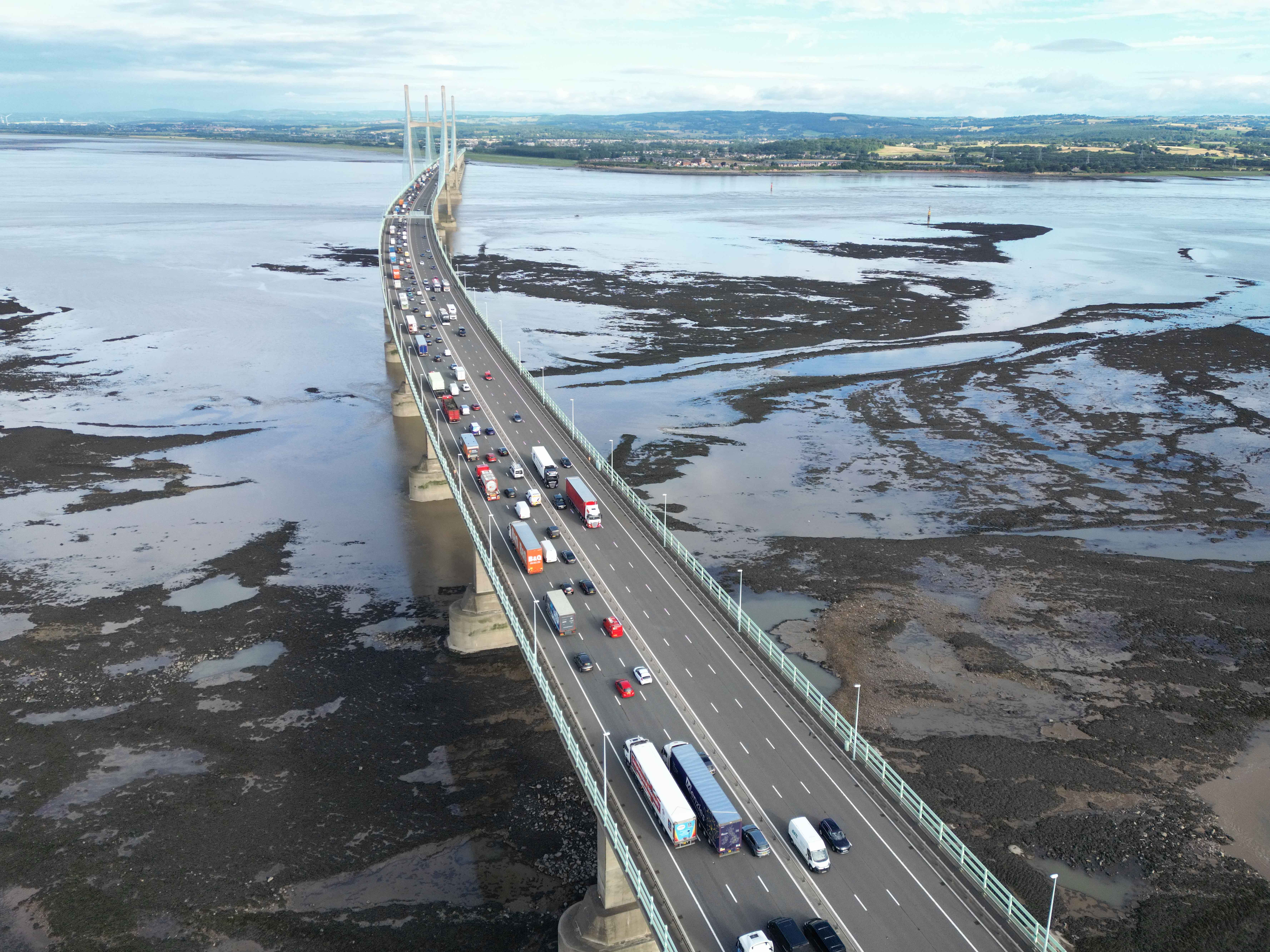 Drivers are advised to use the nearby Prince of Wales Bridge instead