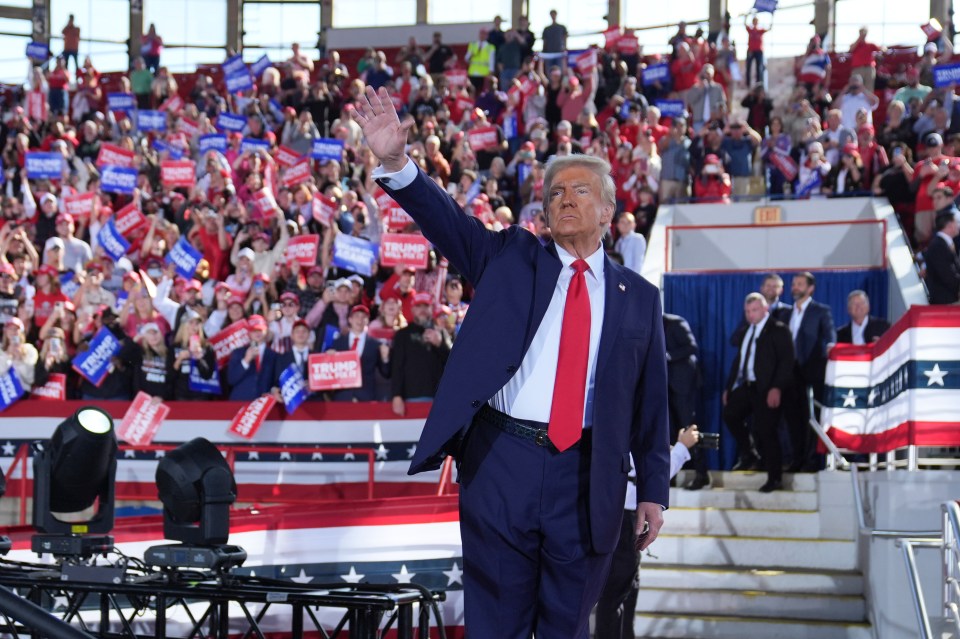 Republican nominee Donald Trump wraps up a final-day rally in North Carolina