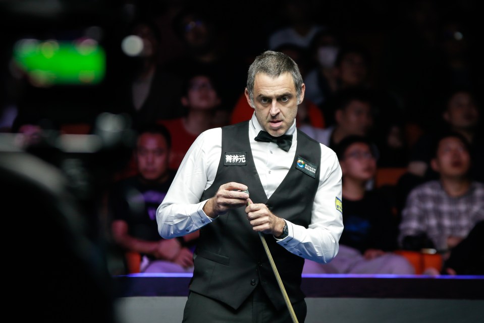 O'Sullivan beat Nutcharut after surviving a major scare