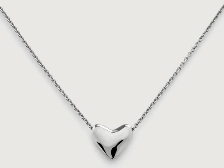 Shoppers can save 30% on the heart chain necklace in the jewellery sale