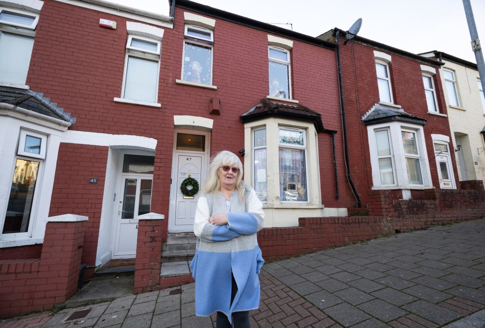 Glenda's terraced home in Barry is home to Stacey and her mum Gwen