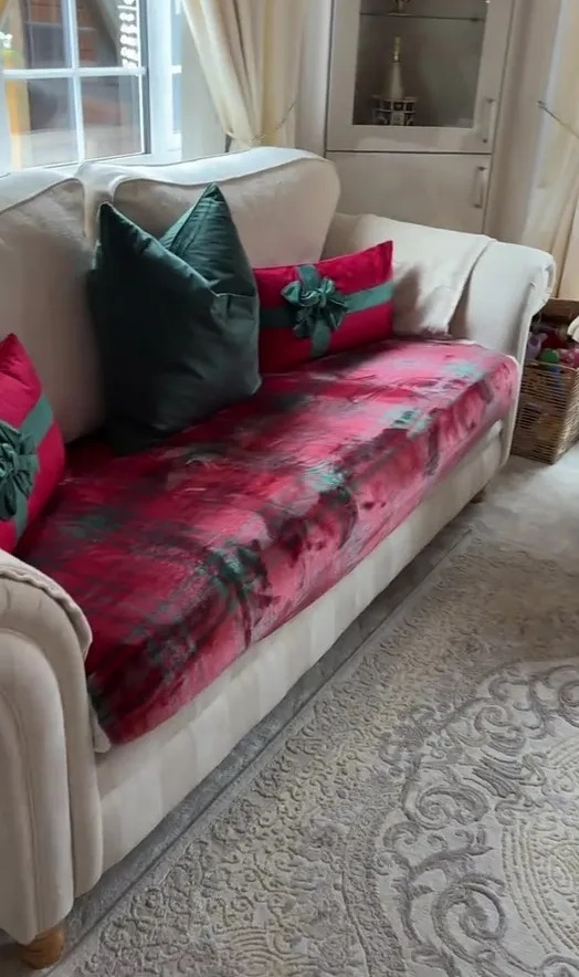 She also covered her sofas in a festive tartan throw for a splash of colour