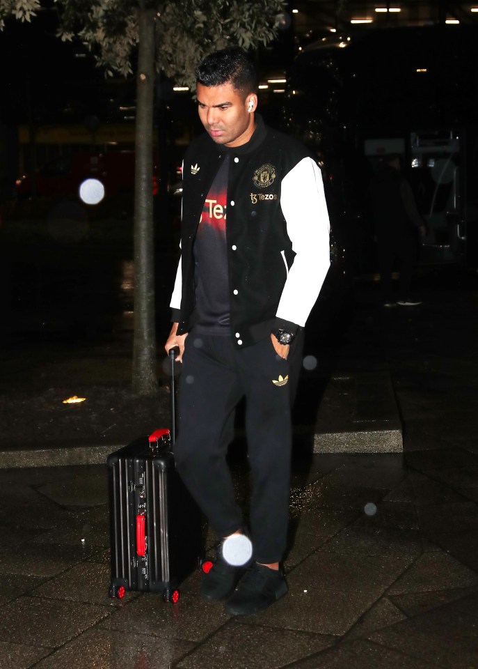 Man Utd star Casemiro was seen at the train station