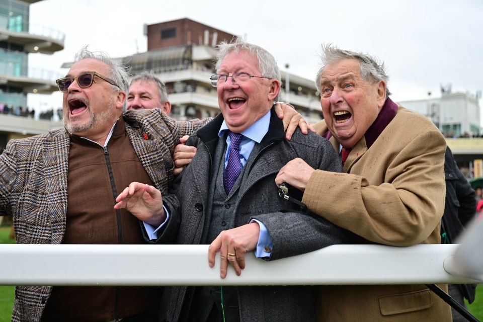 Sir Alex Ferguson, alongside mates Ged Mason, left, and John Hales, right, has an amazing squad of horses to go to war with this jumps season