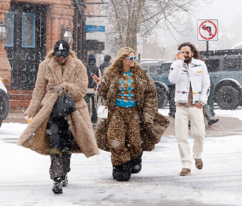 Supermodel Heidi Klum in celebrity ski resort Aspen, Colorado