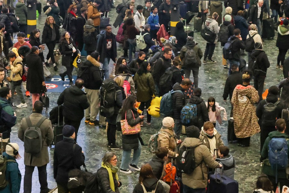 Network Rail has warned that many rail services in and out of London Euston will face disruptions due to planned engineering work