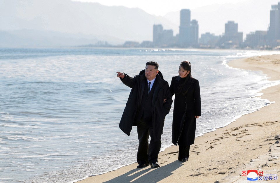 Kim Jong-un and his daughter Ju-ae visit the coastal area