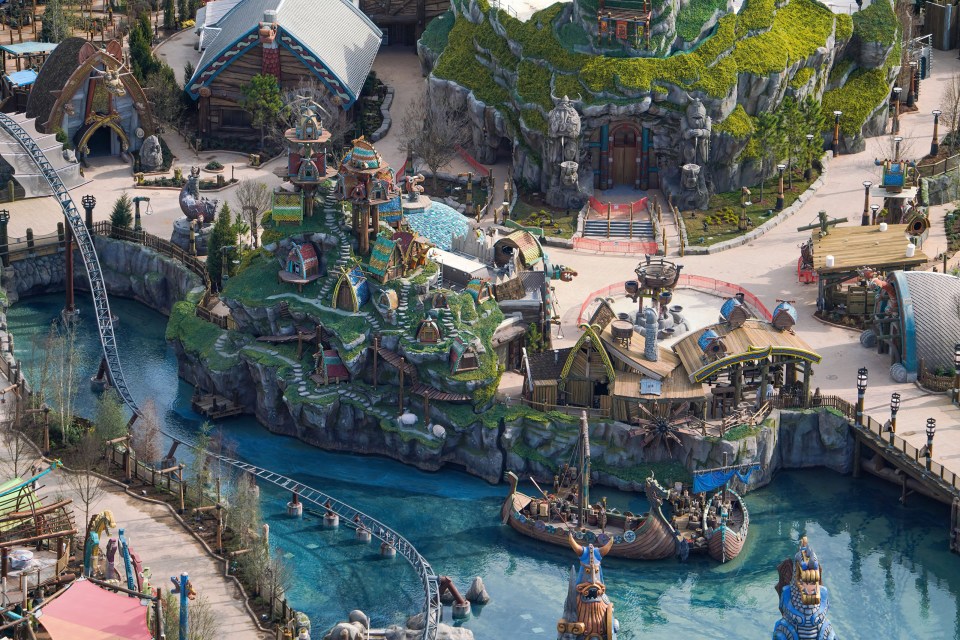 Another of the lands will be based on the Isle Of Berk from the popular family film series, How To Train Your Dragon