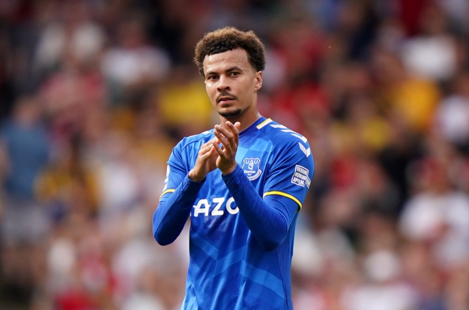 Dele Alli in Everton uniform applauding.