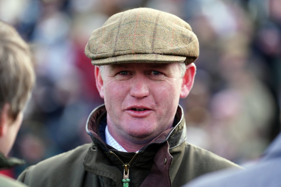 Trainer Joe Tizzard could have an ace up his sleeve in the shape of the heavy ground-loving recent Grade 2 scorer JPR One