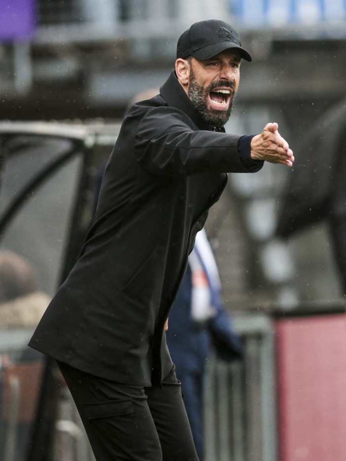 ROTTERDAM - PSV coach Ruud van Nistelrooij during the Dutch Eredivisie game between Sparta Rotterdam and PSV Eindhoven at Sparta Stadion Het Kasteel on May 6, 2023 in Rotterdam, Netherlands. ANP JEROEN PUTMANS (Photo by ANP via Getty Images)