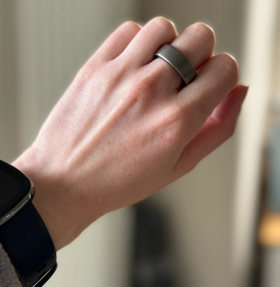 The Amazfit Helio Ring only comes in three sizes, so it was a little large