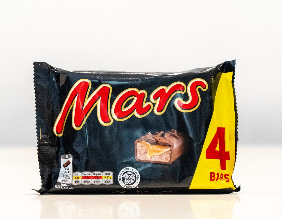 Fans have compared the new logo to Mars bars