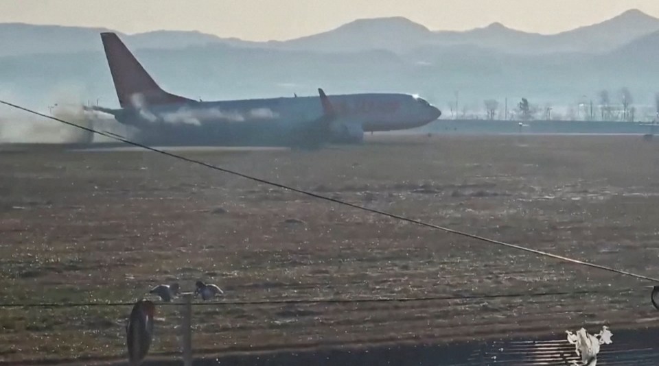 It skids along the runway with its landing gear