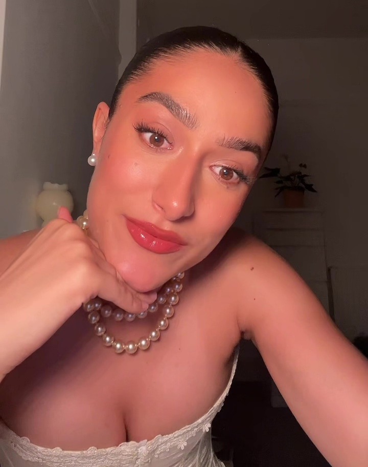 TikTok user Iman shared a simple hack for elevating your Hinge algorithm in minutes