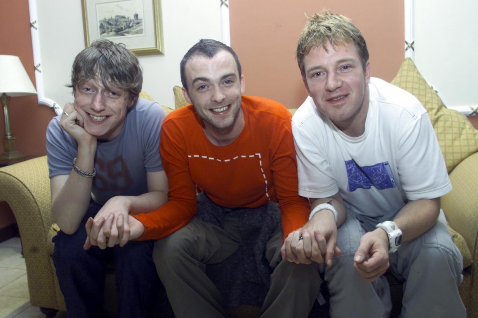 The band won a Brit award in 2000 and has continued to perform ever since