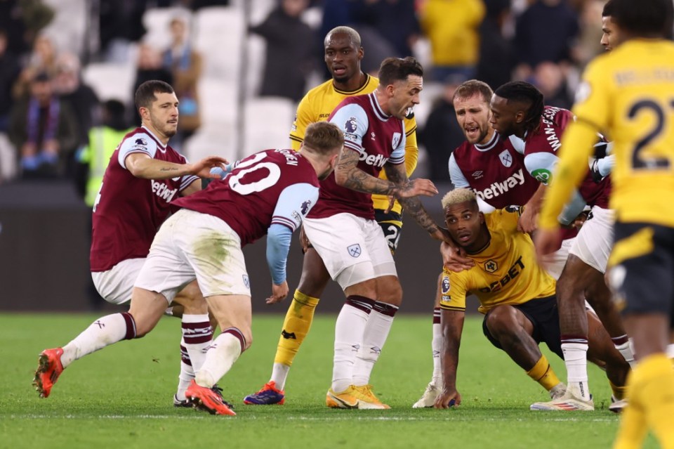 Bowen got up to confront Lemina again