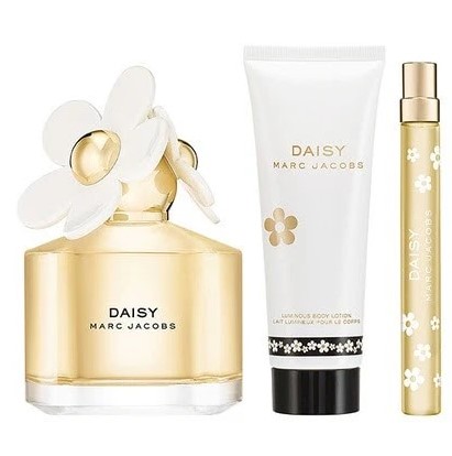 The Marc Jacobs Daisy EDT gift set is £42 off