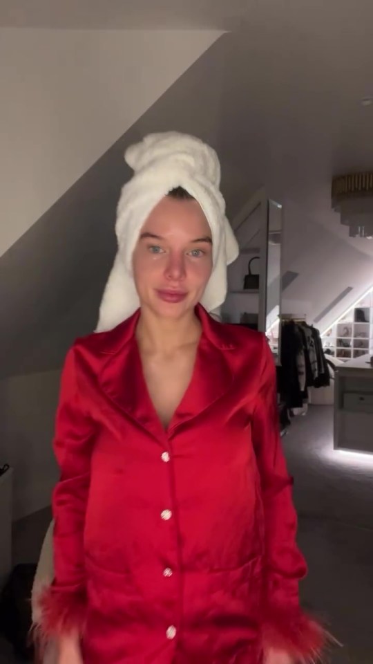 Helen started off the video in red pyjamas and a towel wrapped on her head