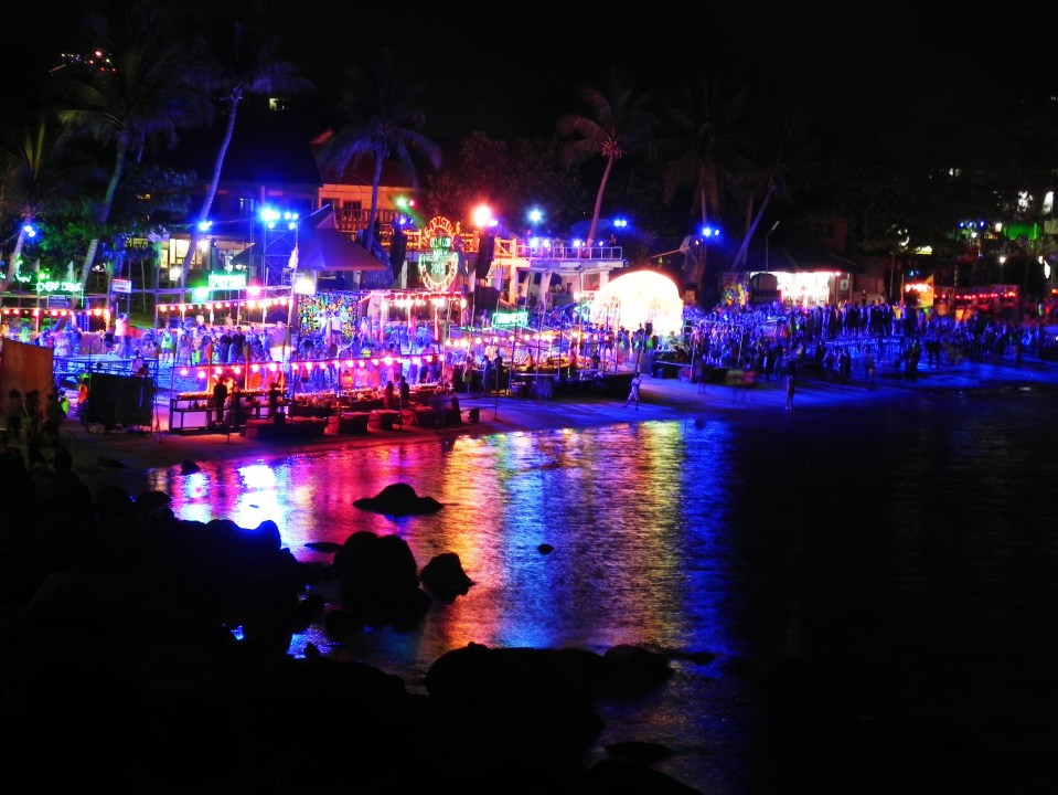 A British tourist died after attending a Full Moon Party in the island