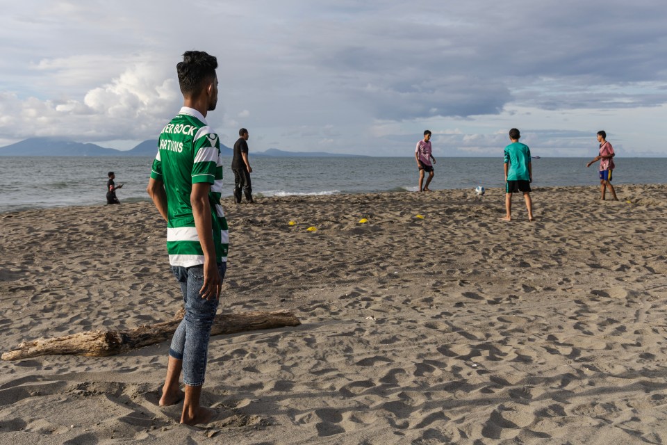 Martunis played for Sporting Lisbon's academy for a year after he was pictured wearing a Portugal jersey after the devastating tsunami